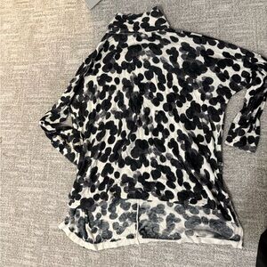 Kokun Cashmere Blend Mock-Neck 3/4 sleeve high low Sweater